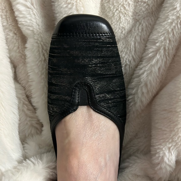 Roberto Capucci - Made in Italy, black leather flats with silver embossing. - Picture 9 of 10